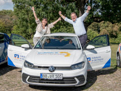 Große Freude bei den Empfängern eines VRmobils