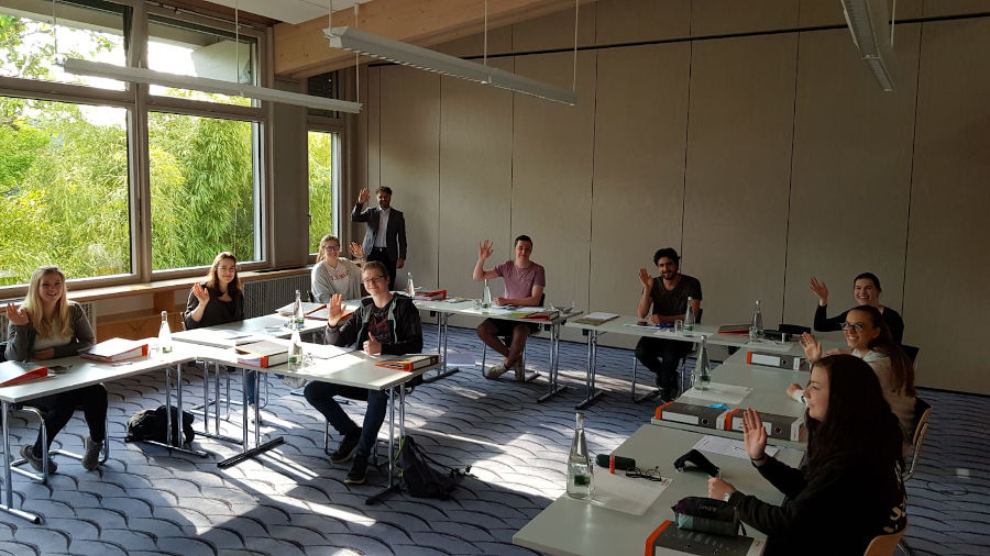 Ein Azubi-Training im Sommer 2020 an der BWGV-Akademie unter Hygienekonzept-Bedingungen.