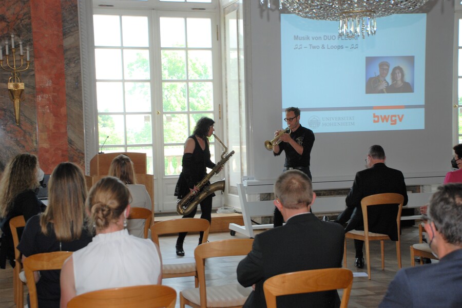 Musik (Saxophon und Trompete) bei der Verleihung des Geno-Wissenschaftspreises 2022 an der Uni Hohenheim