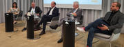 Diskussionsveranstaltung "Politik trifft landwirtschaftliche Praxis": Dr. Teresa Walter, BWGV, Martin Hahn MdL, Fraktion GRÜNE, Georg Heitlinger MdL, FDP/DVP-Fraktion, Klaus Burger MdL, CDU-Fraktion, Jan-Peter Röderer MdL, SPD-Fraktion