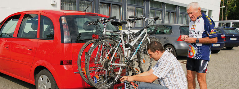 Service einer Auto-Werkstatt