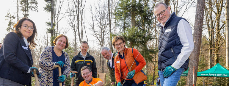 Baumpflanzaktion Wurzeln mit dem BWGV