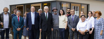 Gasthaus Schwanen Nehren eG, Gruppenfoto beim Besuch von MP Kretschmann